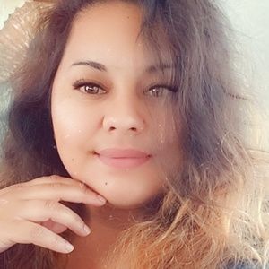 Meet your Posher, Ana